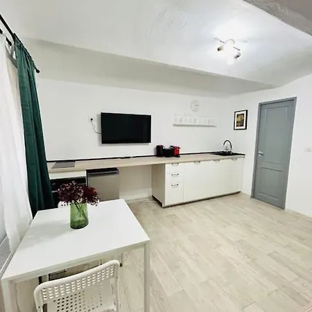 Urban Escape #12lunipebega *