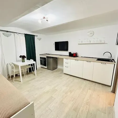 Urban Escape #12lunipebega